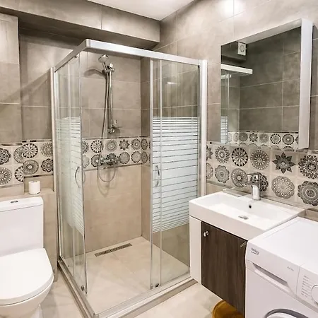 Cozy 1br Near Dentaprime W/ Free Parking * Варна